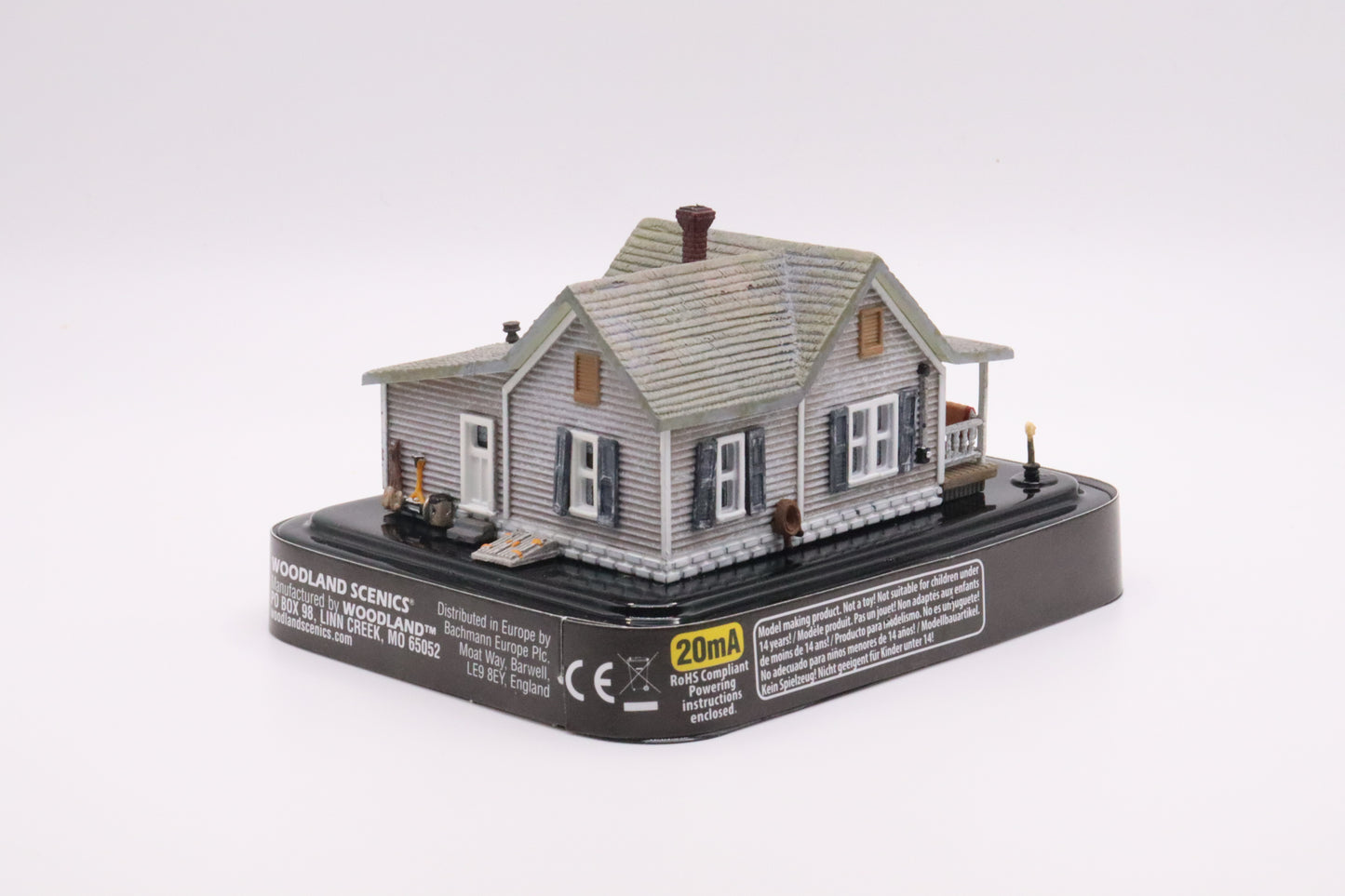 Woodland Scenics - BR4933 - Old Homestead - Built & Ready N Scale