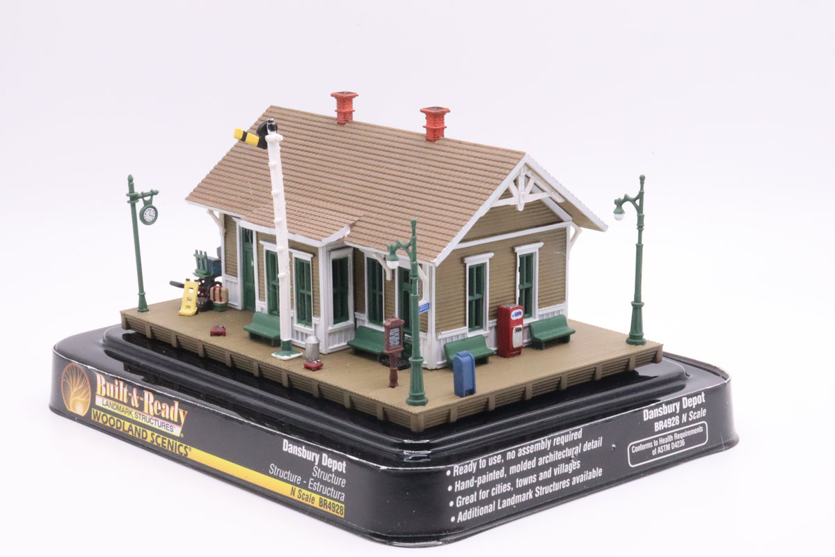 Woodland Scenics BR4928 Dansbury Depot Built & Ready N Scale YardSaleTrains