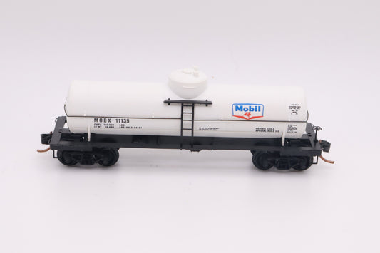 MTL-65120 - 39' Single Dome Tank Car - Mobil Oil - MOBX-11135