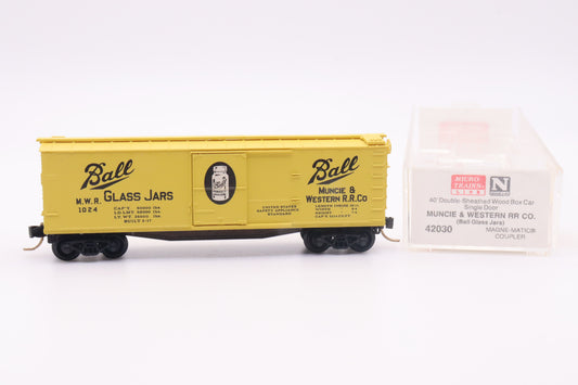 MTL-42030 - 40' Double-Sheathed Wood Box Car, Single Door - Ball Glass Jars - MWR-1024