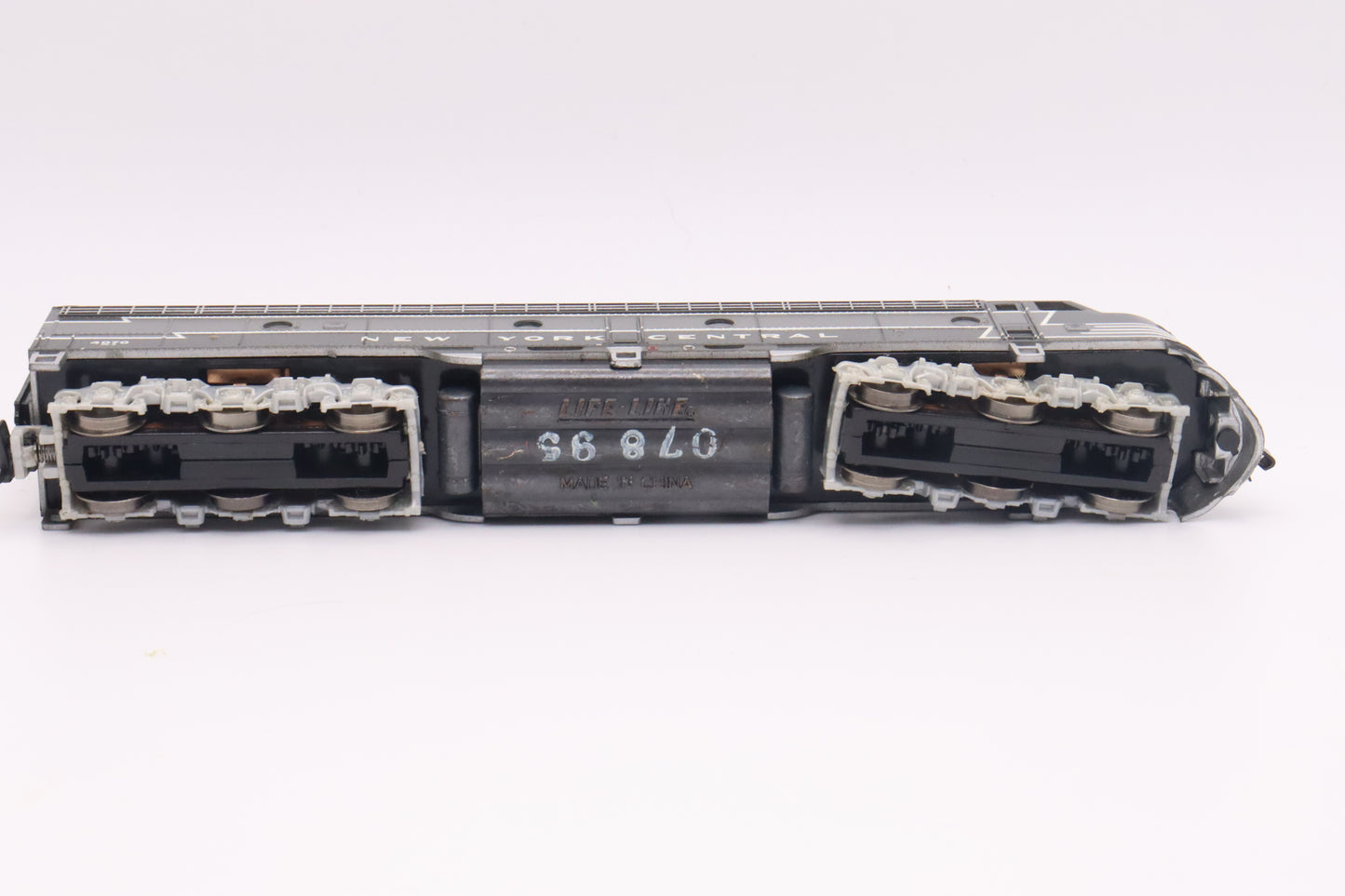 LL-7212/7012/7013/7014 - E8 A-Unit (Powered) / E7 A-Unit (Powered) / E7 B-Units (non-Powered) - NYC-4070/4107/4105/4023 - N Scale - Preowned