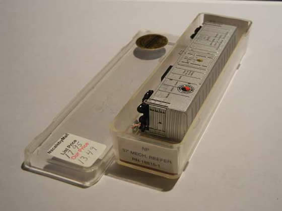 RED-RN-18815-01 - NP 57' Mechanical Refrigerator Car - Road #735