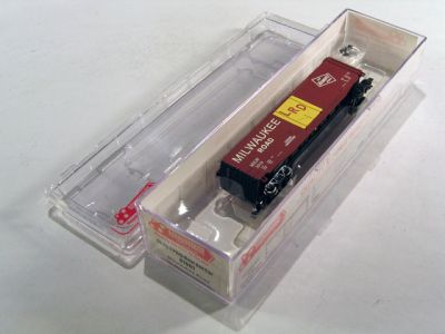 RND-81901 - Milwaukee Road  50' PS-1 Plug Door Boxcar - Road #2919