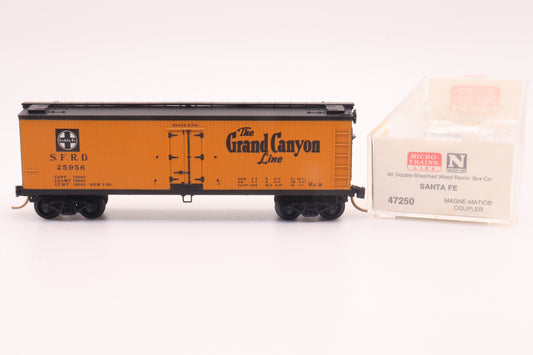MTL-47250 - 40' Double-Sheathed Wood Reefer w/ Side Brake Wheel - Santa Fe - SFRD-25956