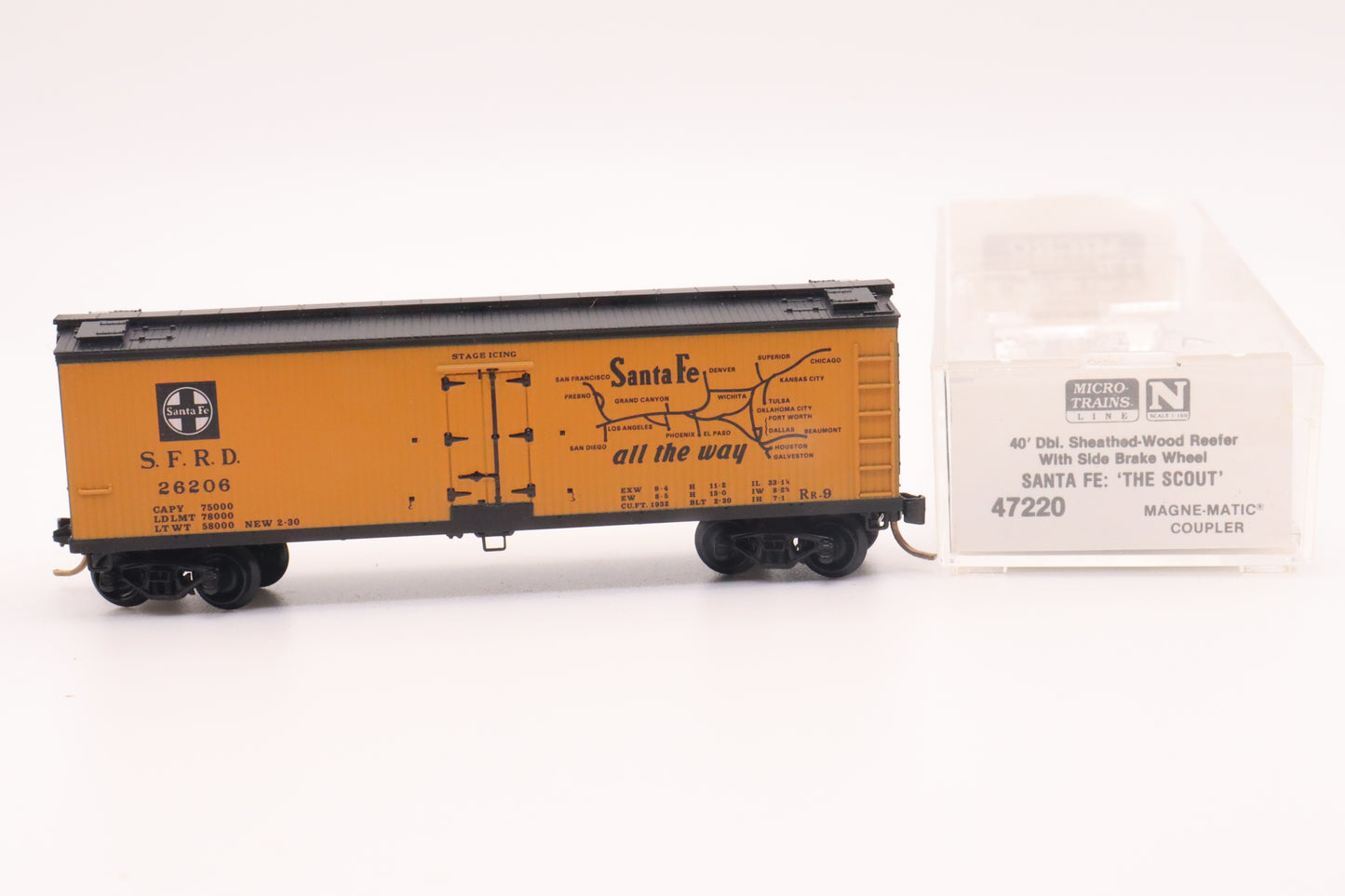 MTL-47220 - 40' Double-Sheathed Wood Reefer w/ Side Brake Wheel - Santa Fe - SFRD-26206