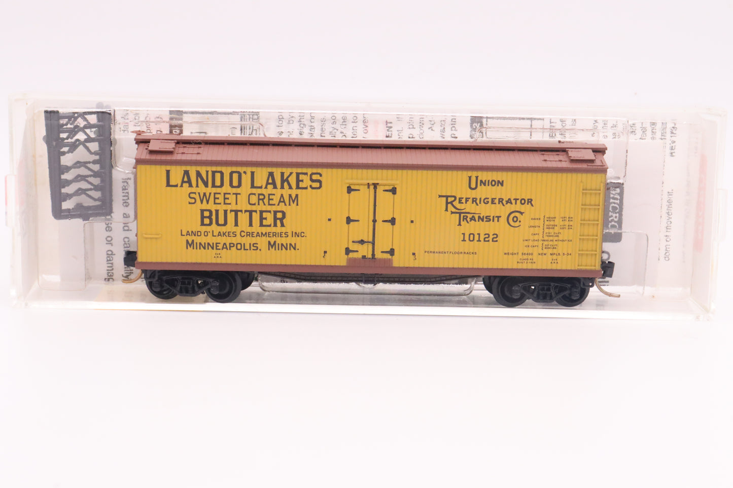 MTL-49460 - 40' Double-Sheathed Wood Reefer, w/ Vertical Brake Wheel - Land O'Lakes Butter - URT-10122