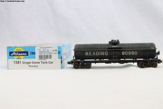ATH-1581 - Single Dome Tank Car Reading - 90980 - Weathered - HO Scale - Preowned