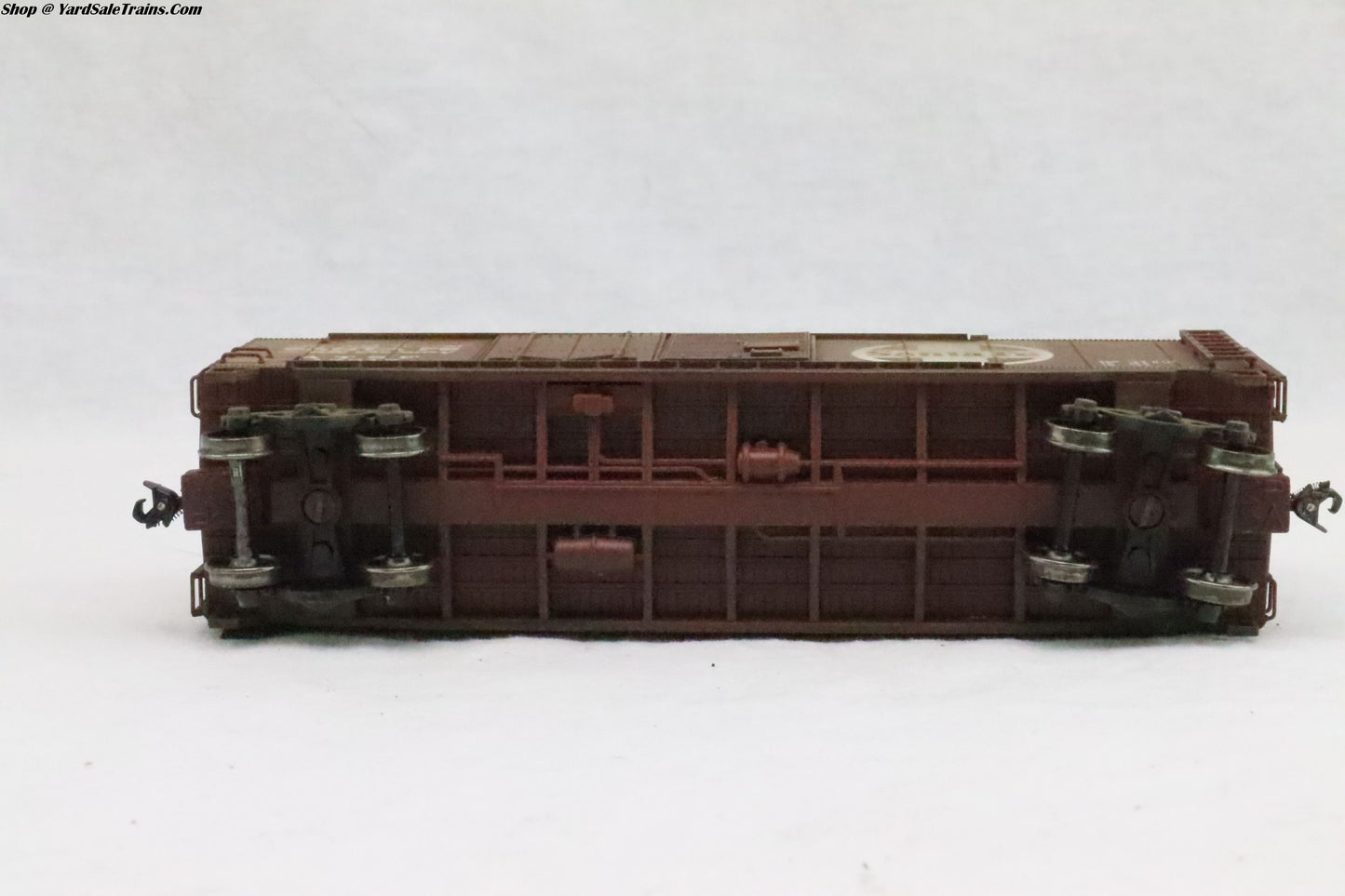 FR-4098 - 40' ACF '13' Dorr Boxcar - Santa Fe - ATSF 17617 - Weathered - Resistor & Metal Wheels - HO Scale - Preowned