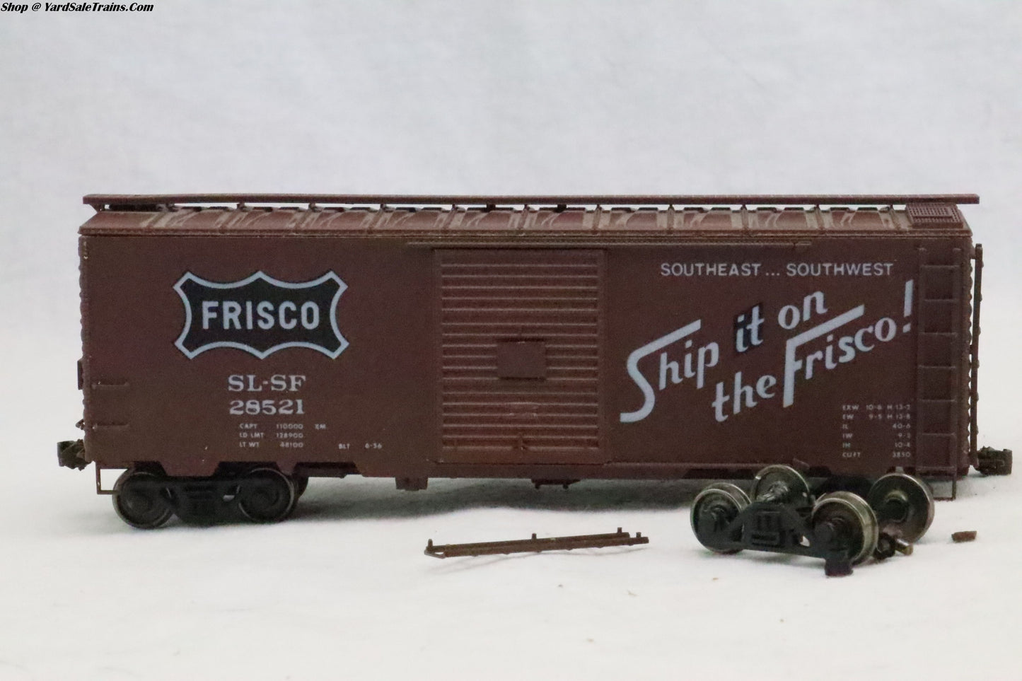 FR-4059 - 40' ACF Welded Side Boxcar - Frisco - SLSF 28521 - Resistor & Metal Wheels - HO Scale - Preowned
