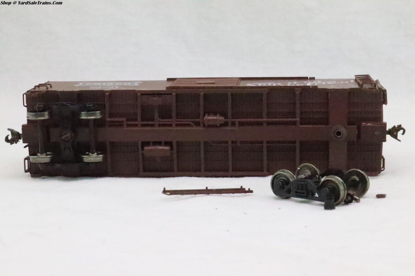 FR-4059 - 40' ACF Welded Side Boxcar - Frisco - SLSF 28521 - Resistor & Metal Wheels - HO Scale - Preowned