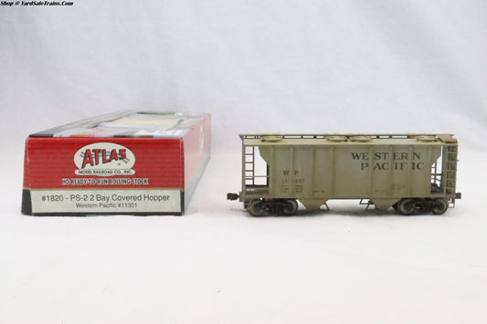 ATL-1820 - PS-2 2 Bay Covered Hopper - Western Pacific - WP 11301 - Weathered - Metal Wheels - HO Scale - Preowned