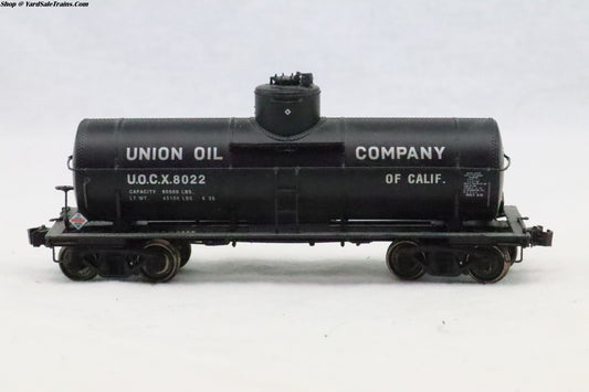 LL-8022 - 8,000 Gallon Type 21 Riveted Tank Car - Union Oil - UOCX 8022 - Resistor & Metal Wheels - HO Scale - Preowned