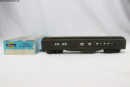 ATH-1890 - Std Diner - Custom Painted Pullman - White Castle - Metal Wheels - HO Scale - Preowned