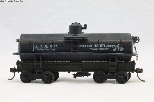 UNK-???? - Tank Car - Santa Fe - ATSF 95001 - Weathered - HO Scale - Preowned