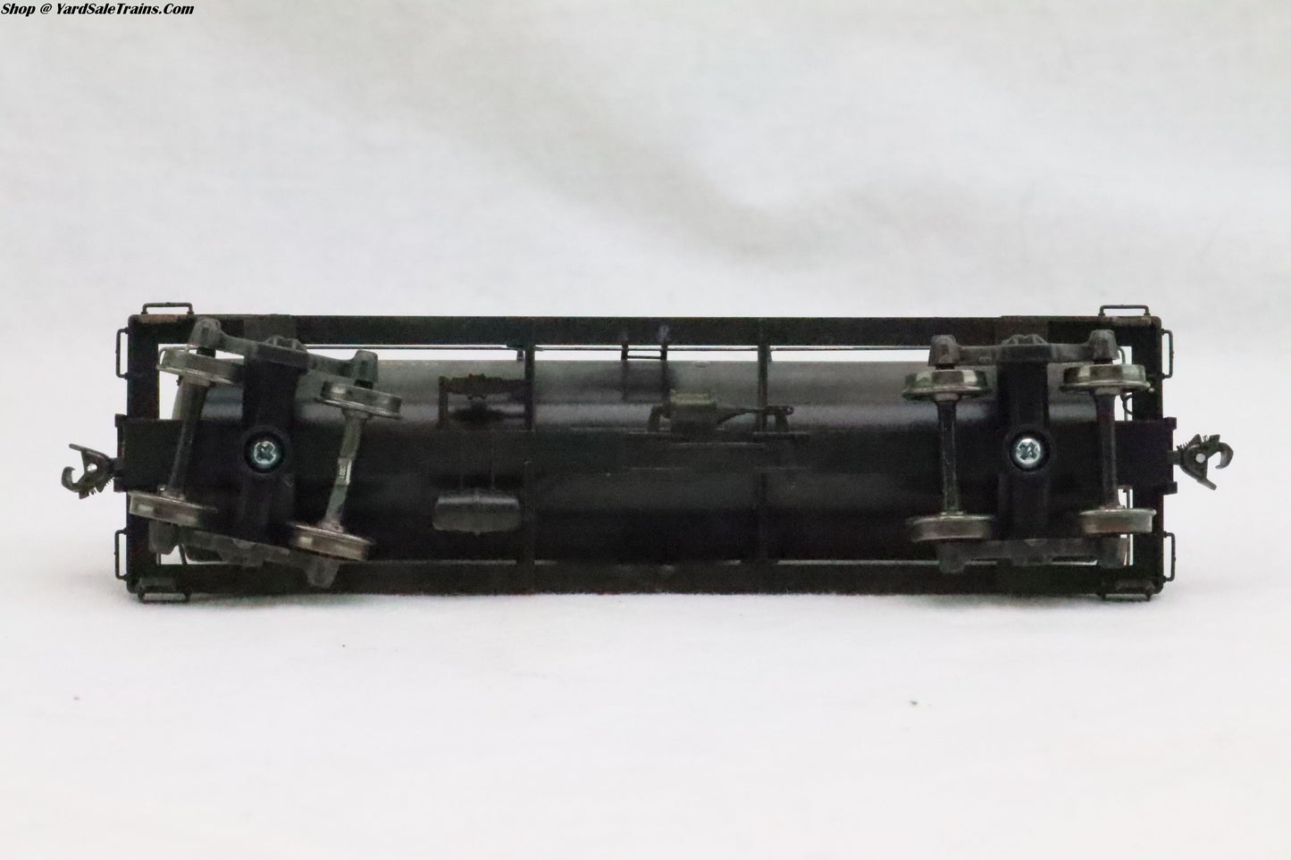 RED-RC-3001-6 - Type 103W 10,000 Gallon Tank Car - UTLX - UTLX 85374 - Weathered - Resistor & Metal Wheels - HO Scale - Preowned