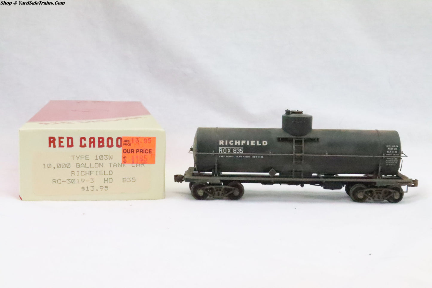 RED-RC-3019-3 - Type 103W 10,000 Gallon Tank Car - Richfield - ROX 835 - Weathered - Resistor & Metal Wheels - HO Scale - Preowned
