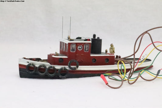 UNK-???? - Tug Boat w/Lights - Weathered - HO Scale - Preowned