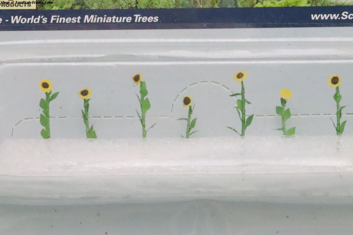 JTT-95523 - Sunflowers, 1" Tall, 16 pack - HO Scale - Preowned - Unopened