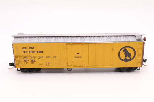 MTL-70030 - Kadee - 51' 3-3/4" Mechanical Reefer With Vertical Ribs - Great Northern - WFCX #8812