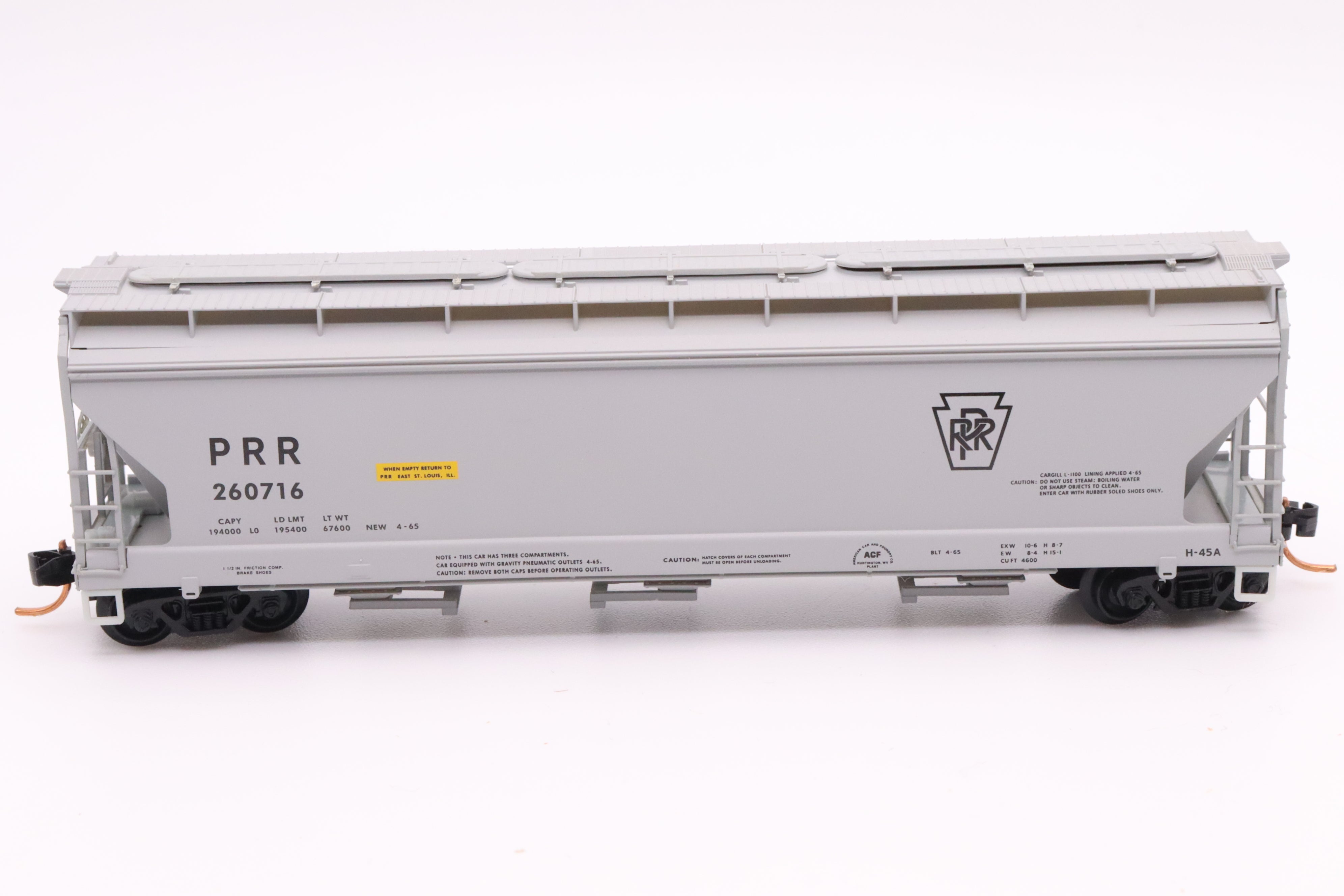 MTL 094 00 220 3 Bay Covered Hopper W Elongated Hatches Pennsylv MTL 094 00 220 3 Bay Covered Hopper W Elongated Hatches Pennsylv