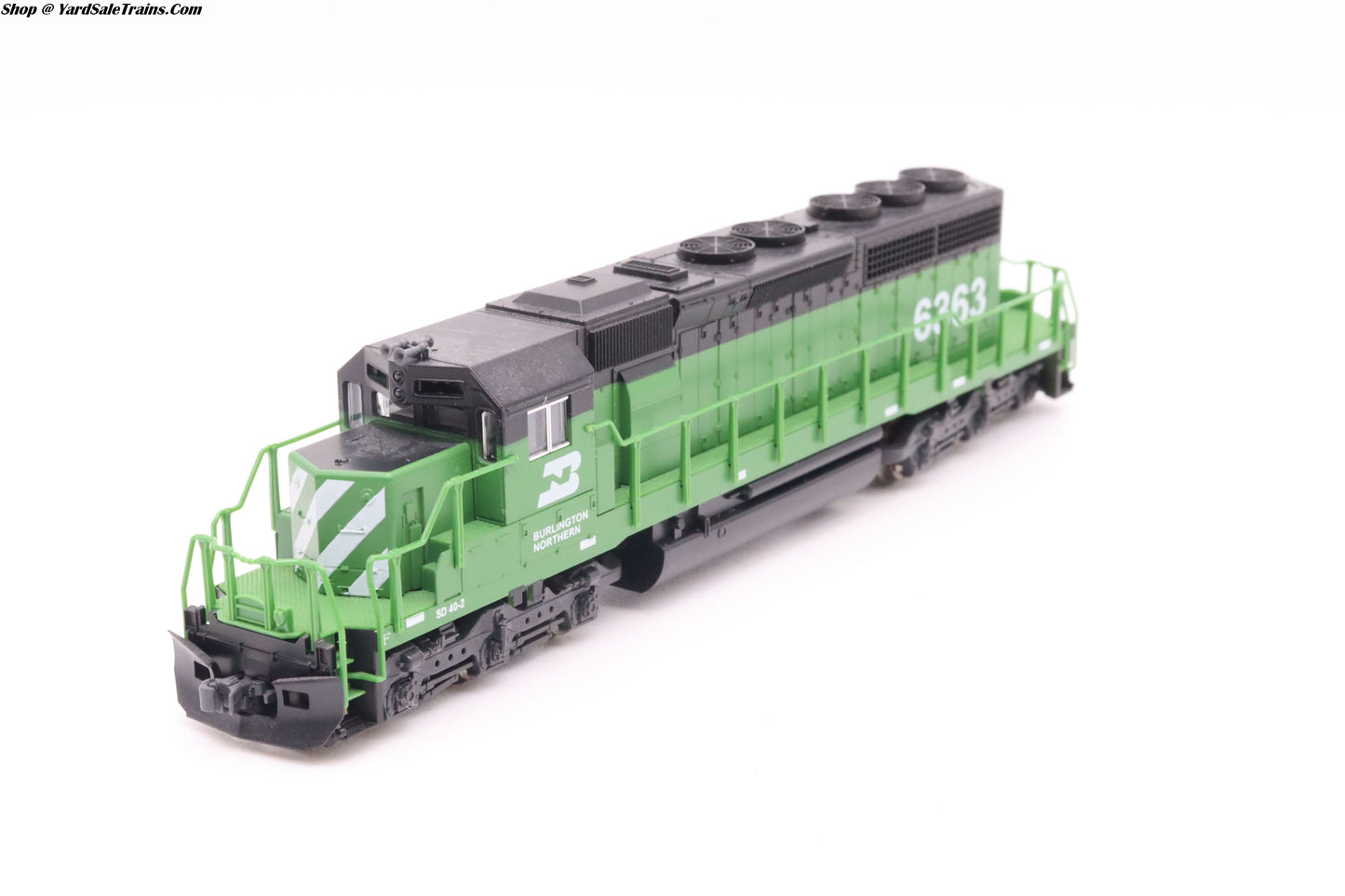 KAT-176-4802 - SD40-2 Early Burlington Northern - BN #6363 - Preowned