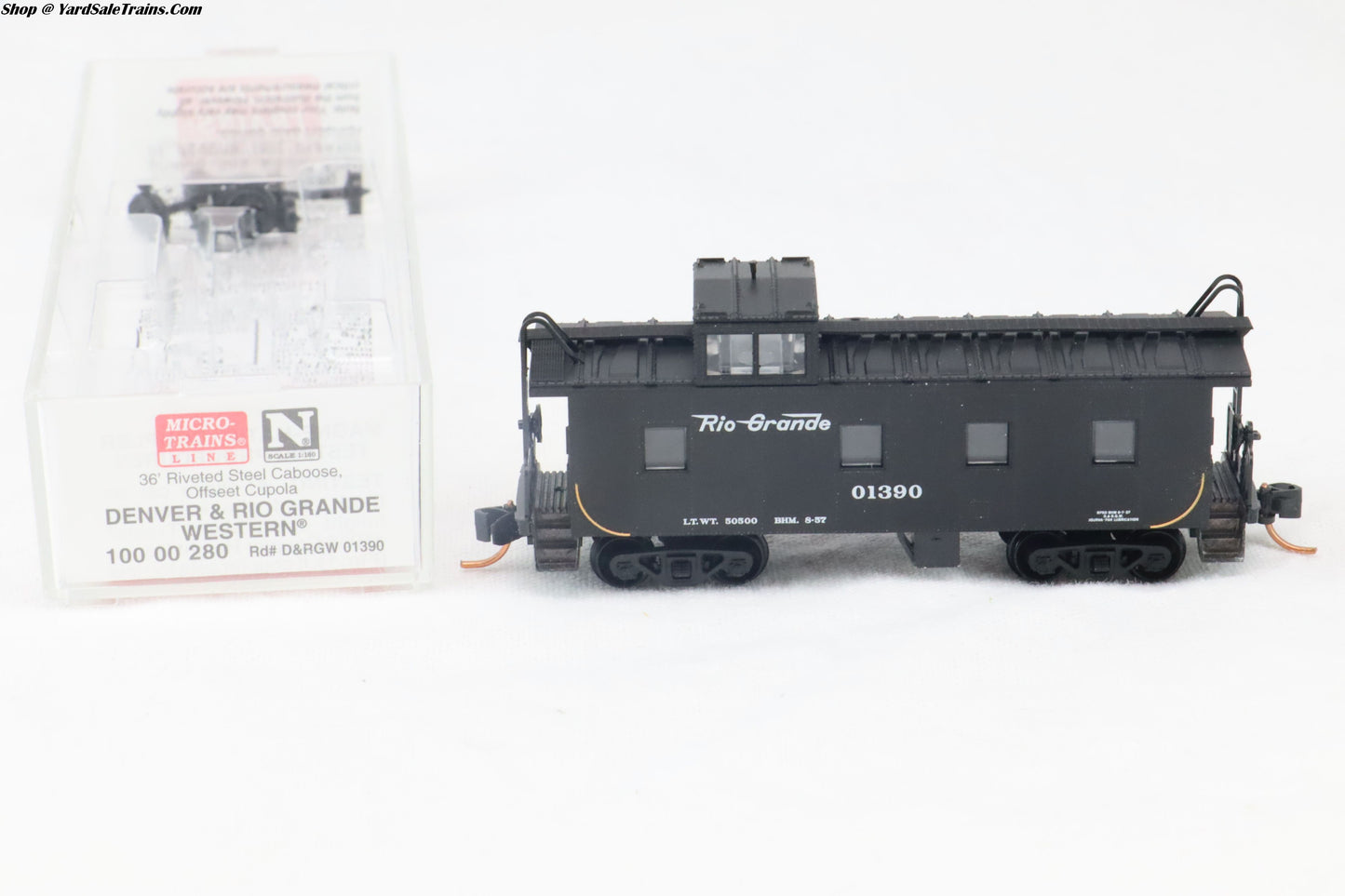 MTL-100 00 280 - 36' Riveted Steel Caboose, Offset Cupola - Denver & Rio Grande Western - D&RGW #01390 - N-Scale - Preowned