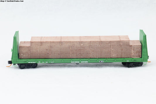 MTL-054 00 012 - 61' Bulkhead Flat Car w/Load - Burlington Northern - BN #621523 - N-Scale - Preowned