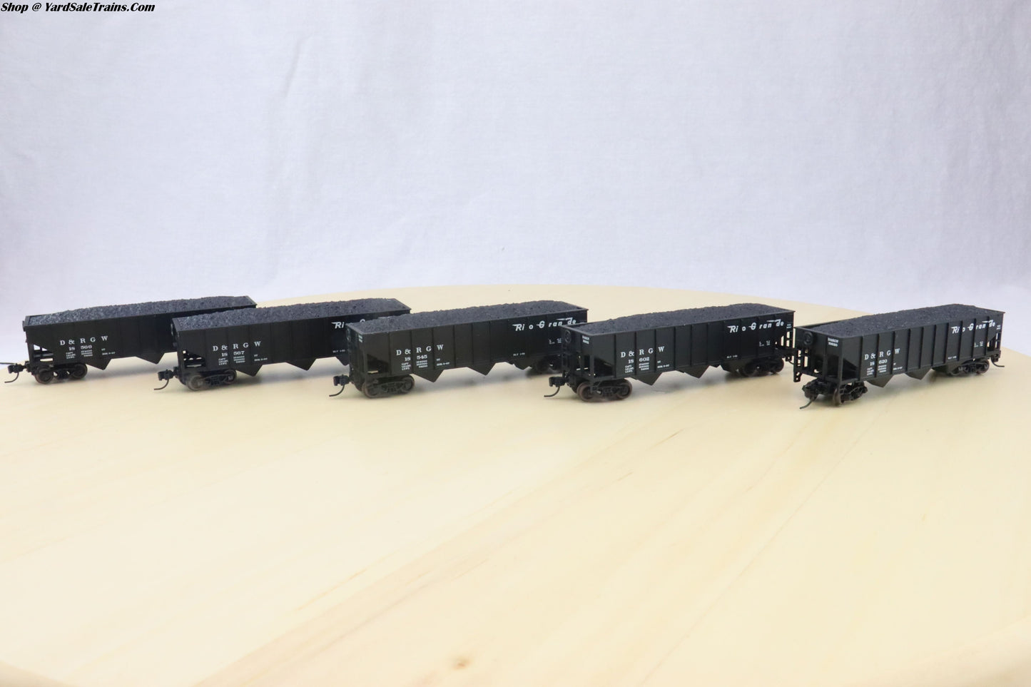 ATH-11992 - 3-Bay Ribbed-Side Open Hopper (5-Pack) - Rio Grande - D&RGW 18602/18567/18620/18545/18566 - N-Scale - Preowned