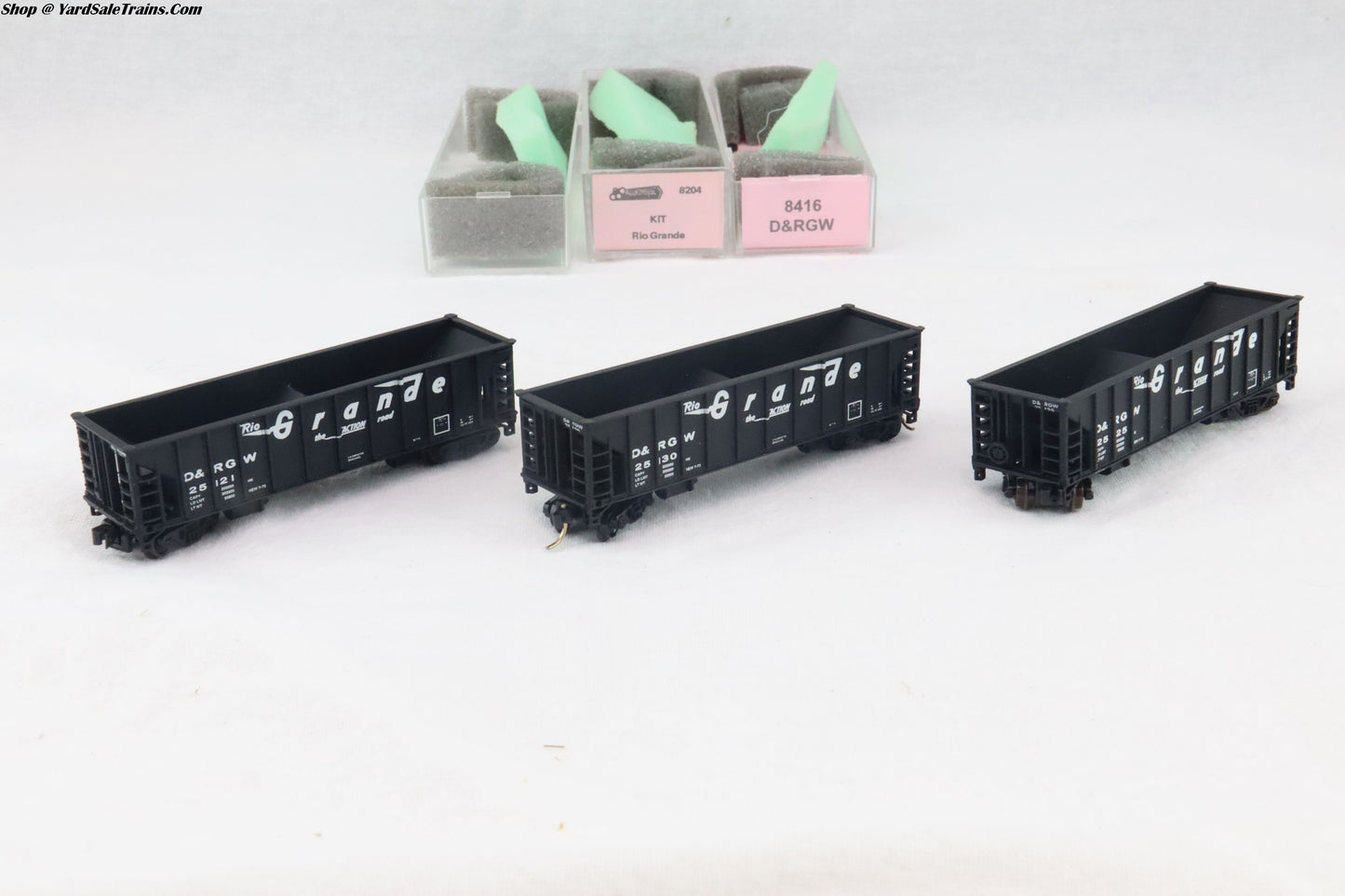 WLT-932-38710 - 100 Ton Ballast Open Hoppers (3-Pack) - Rio Grande - D&RGW #25121/25125/25130 - N-Scale - Preowned