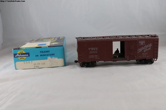 ATH-5002 - 40' Box Car - Burlington Route - CB&Q #35789 - Weathered - Built, Metal Wheels, Resistored - HO-Scale - Preowned