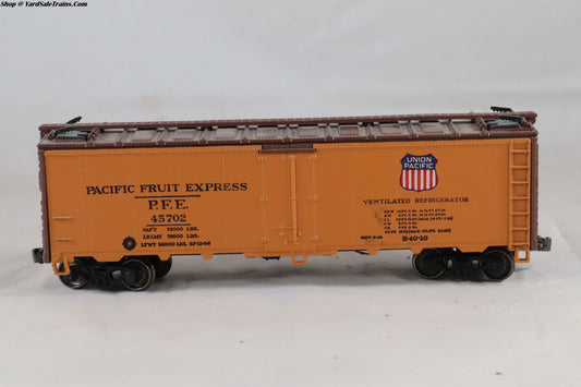 ATH-5030 - 40' Reefer Car - Pacific Fruit Express UP/SP - PFE #45702 - Built, Metal Wheels, Resistored - HO-Scale - Preowned