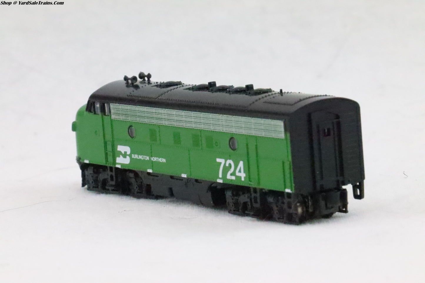 KAT-176-212 - F7-A Locomotive - Burlington Northern - BN #724 - N-Scale - Preowned