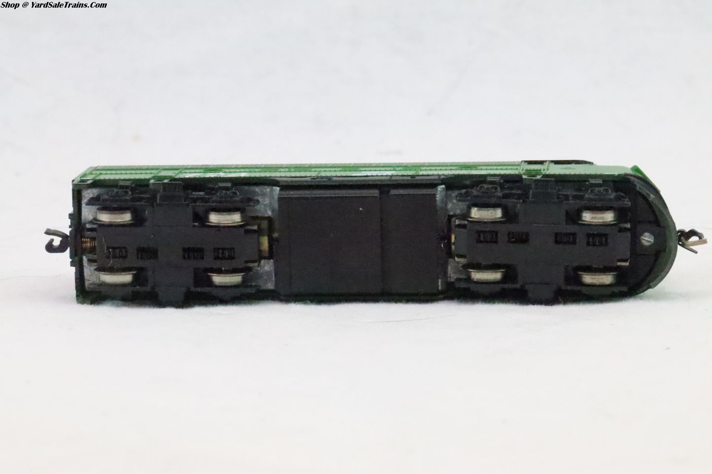 KAT-176-212 - F7-A Locomotive - Burlington Northern - BN #724 - N-Scale - Preowned