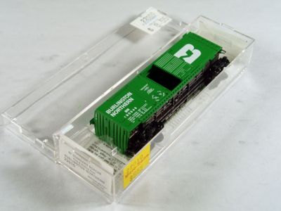 MTL-22010 - 40' Standard Box Car, Plug & Sliding Door - Burlington Northern #190345