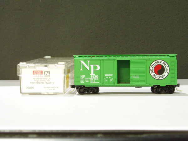 MTL-22090 - 40' Standard Boxcar, Plug & Sliding Door - Northern Pacific #8130