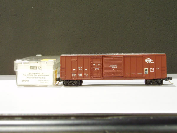 MTL-26040 - 50' Rib Side Boxcar, Plug & Sliding Door, w/o Roofwalk - MP #367926