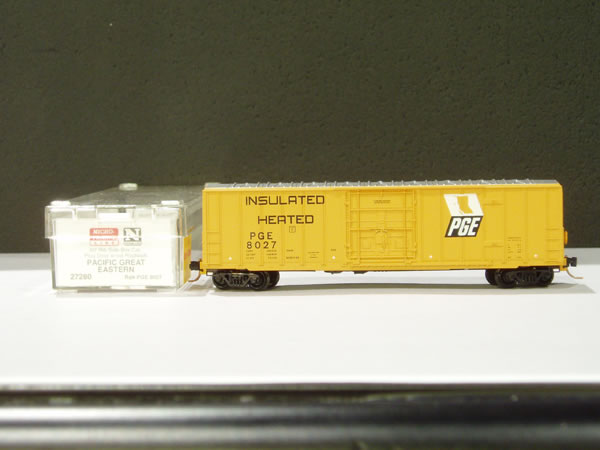 MTL-27280 - 50' Rib Side Boxcar, Plug Door, w/o Roofwalk - PGE #8027