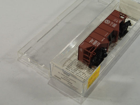 MTL-56250 - 33' Twin Bay Open Hopper, Ribbed Sides - Southern Pacific #13300