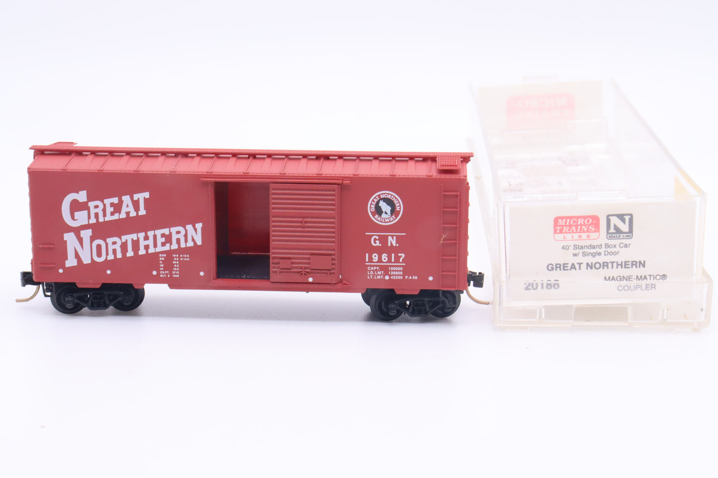 MTL-20186 - 40' Standard Box Car w/ Single Door - Great Northern - GN-19617
