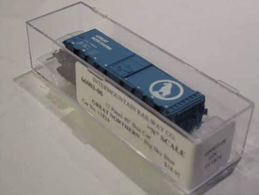 IMR-66003-06 - Great Northern-Big Sky Blue 12 Panel 40' Boxcar - Road #11824 - N Scale - Preowned